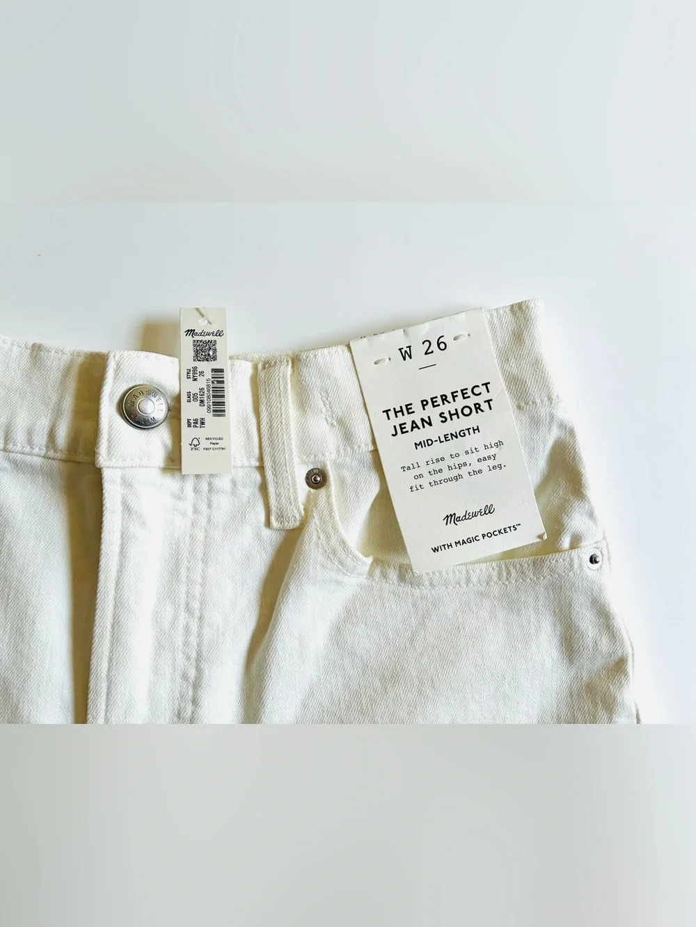 Madewell Women’s The Perfect Vintage Mid-Length Jean Short.26. NWT.